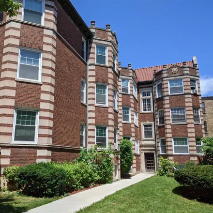 Rent this 1 bed apartment on 325 Kedzie Street