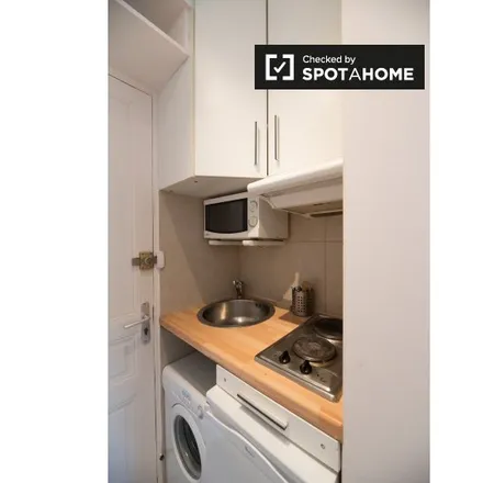Image 1 - 11b Rue Claude Terrasse, 75016 Paris, France - Apartment for rent