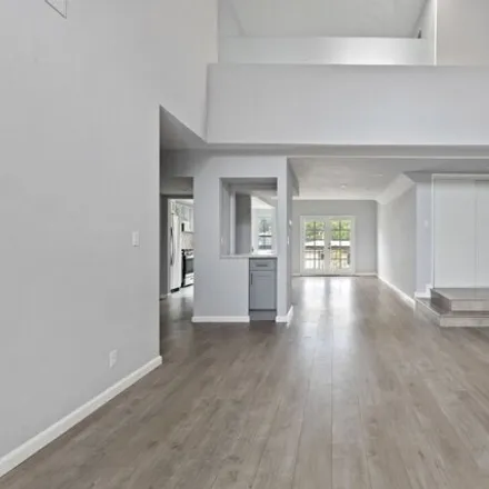 Image 3 - 611 Levering Avenue, Los Angeles, CA 90024, USA - House for rent