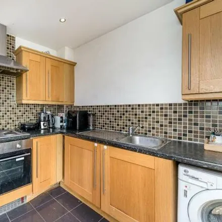 Image 3 - Queens Road, Manchester, M8 8NT, United Kingdom - Townhouse for sale