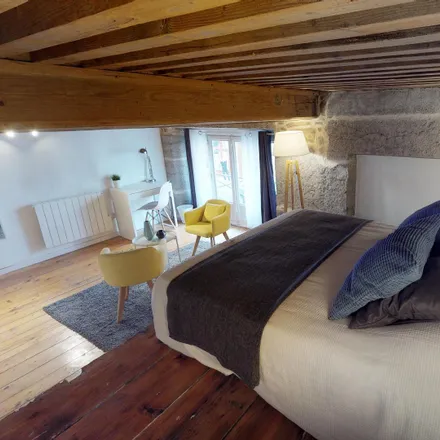 Rent this 4 bed room on 1 Rue Vaubecour in 69002 Lyon 2e Arrondissement, France