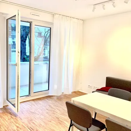 Rent this 1 bed apartment on Niddagaustraße 32 in 60489 Frankfurt, Germany