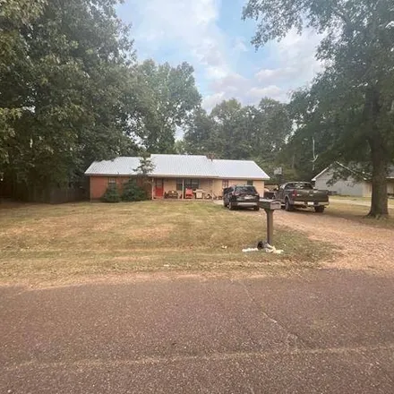 Image 3 - 201 Sanders Lane, Caledonia, Lowndes County, MS 39740, USA - House for sale