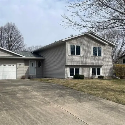 Image 1 - 451 August Hills Drive, La Crescent, MN 55947, USA - House for sale