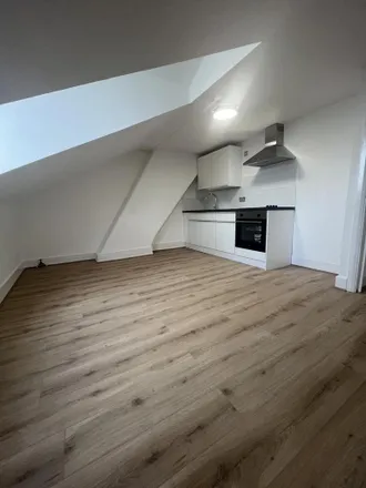 Rent this 1 bed apartment on Woodberry Grove in London, N4 1FR