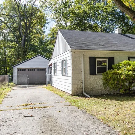 Buy this 2 bed house on 820 Sunnock Avenue in Milwood, Kalamazoo