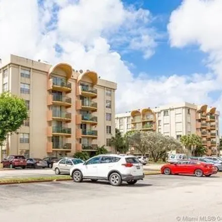 Rent this 1 bed condo on 9310 Fontainebleau Boulevard in Fountainbleau, Miami-Dade County