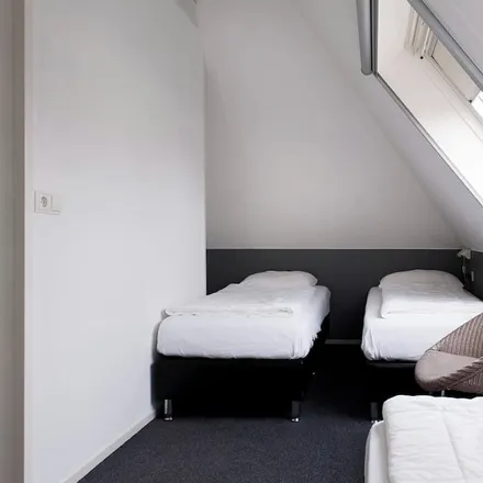 Image 4 - Earnewâld, Frisia, Netherlands - House for rent