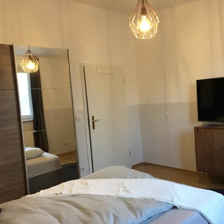 Rent this 4 bed room on Wilhelm-Hauff-Straße 10 in 60325 Frankfurt, Germany