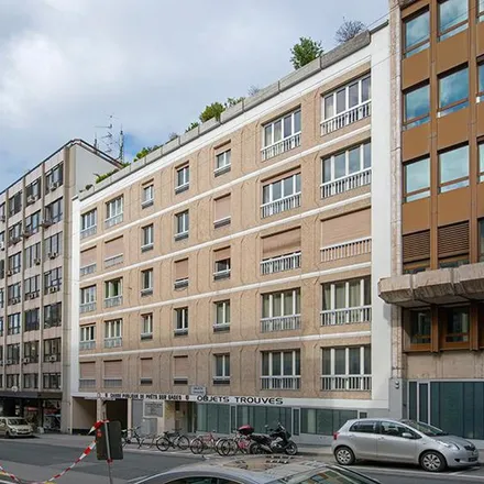 Rent this 3 bed apartment on Objets Trouvés in Rue des Glacis-de-Rive 5, 1207 Geneva