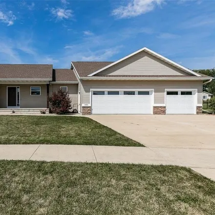 Buy this 5 bed house on 1601 Hoover Trail Circle Southwest in Summit, Cedar Rapids
