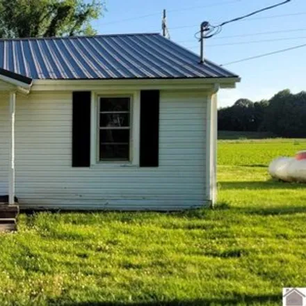 Buy this 1 bed house on 3558 Hardmoney Road in Hardmoney, McCracken County