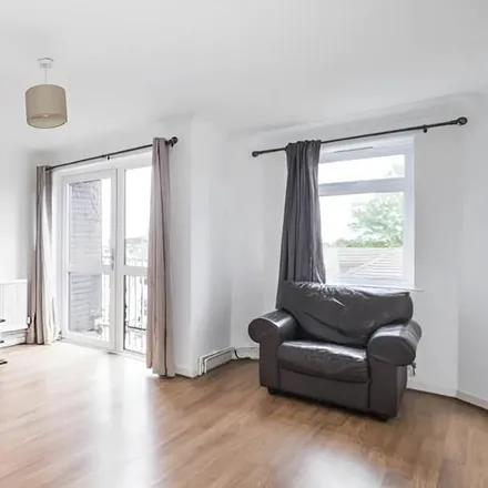Rent this 3 bed apartment on 71-75 Worple Road in London, SW19 4LS