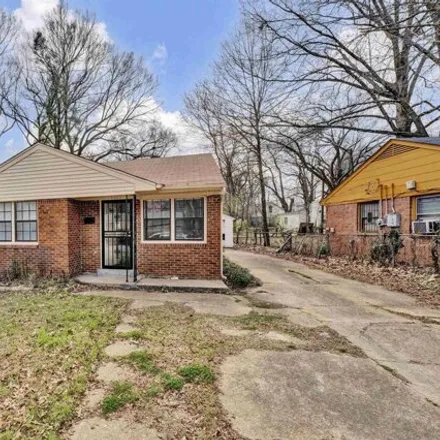 Buy this 3 bed house on 1666 Patterson Street in Memphis, TN 38111