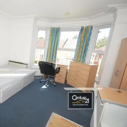 Image 1 - 316 Portswood Road, Hampton Park, Southampton, SO17 2TD, United Kingdom - Apartment for rent