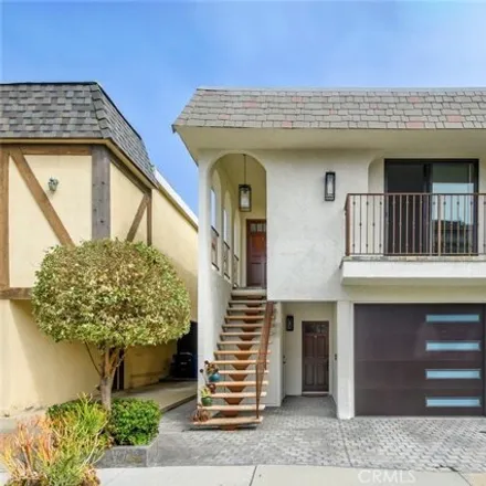 Buy this 5 bed house on 6617 Vista Del Mar in Los Angeles, CA 90293