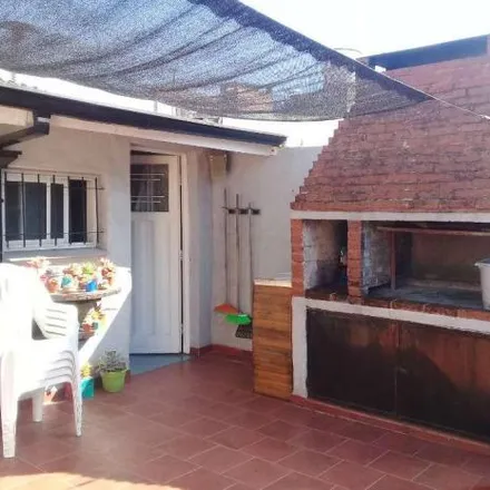 Buy this 2 bed house on Coronel Lynch 243 in Partido de Avellaneda, 1875 Wilde