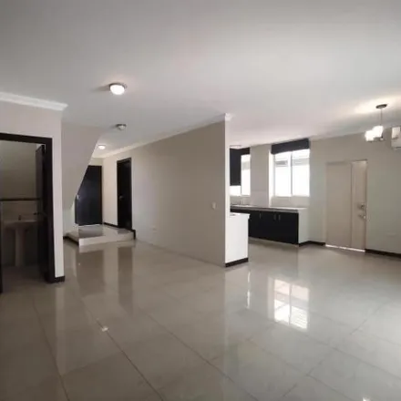 Rent this 4 bed house on unnamed road in 090901, Guayaquil