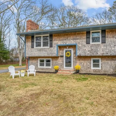 Buy this 2 bed house on 34 Bee Lane in Centerville, Barnstable