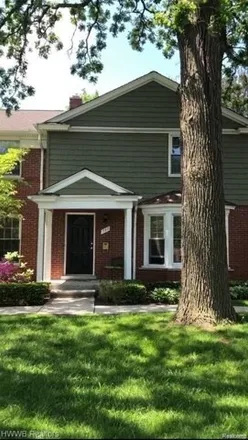 Rent this 2 bed townhouse on 725 North Old Woodward Avenue in Birmingham, MI 48009