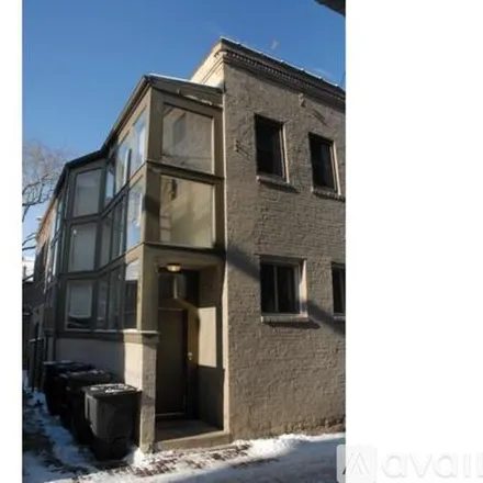 Rent this 3 bed apartment on 514 W Grant Pl