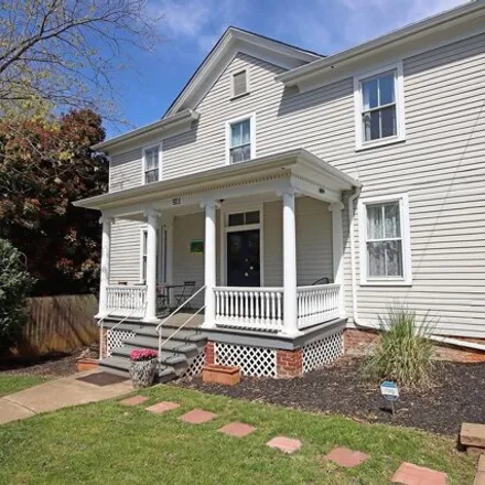 Rent this 5 bed house on 921 Cherry Avenue in Charlottesville, VA 22903
