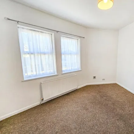 Image 7 - 100 Hayday Road, London, E16 4AS, United Kingdom - Apartment for sale