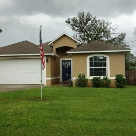 Buy this 3 bed house on 1949 3rd Avenue in Cypress Lake Estates, DeLand