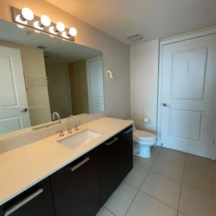 Image 3 - 320 Northeast 24th Street, Miami, FL 33137, USA - Apartment for rent