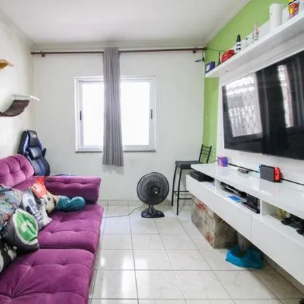 Rent this 2 bed apartment on Rua Ezequiel Freire 344 in Santana, São Paulo - SP