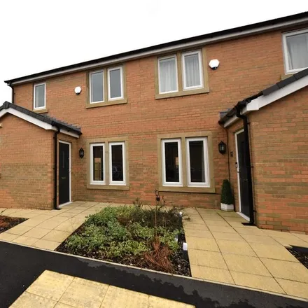 Rent this 2 bed duplex on Oak Mill Drive in Colne, BB8 0AJ