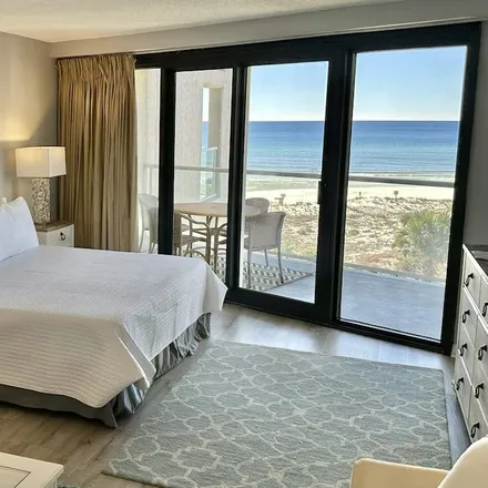 Rent this studio condo on Miramar Beach