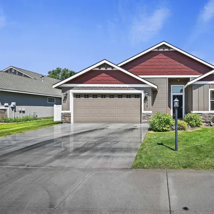 Buy this 3 bed house on South Don Street in Nampa, ID 83686