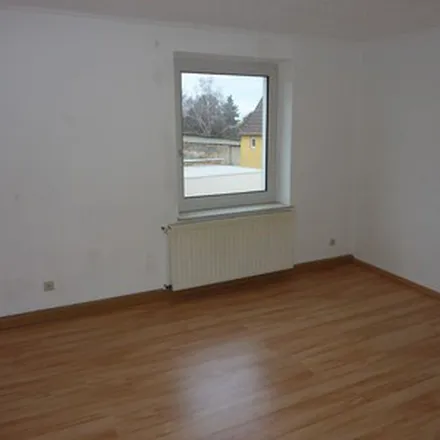 Image 3 - Straße der Freundschaft, 06686 Lützen, Germany - Apartment for rent