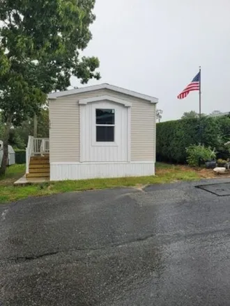 Rent this studio apartment on Pine Hill Mobile Court in Upper Township, NJ 08223