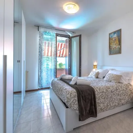 Rent this 3 bed house on Desenzano del Garda in Via Ettore Andreis 84, 25015 Desenzano del Garda BS