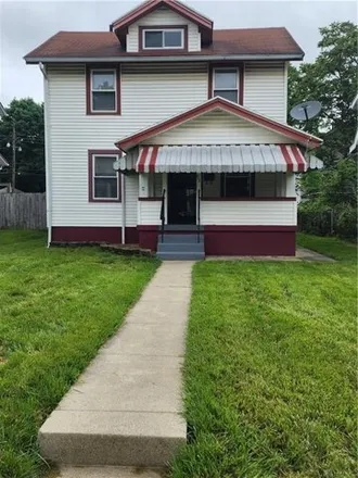 Buy this 3 bed house on 95 Fernwood Avenue in North Riverdale, Dayton