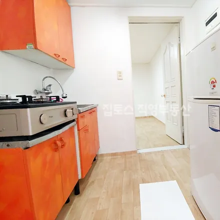 Image 4 - 서울특별시 서초구 반포동 721-8 - Apartment for rent