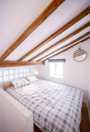 Rent this 1 bed apartment on Calçada dos Barbadinhos in 1170-376 Lisbon, Portugal