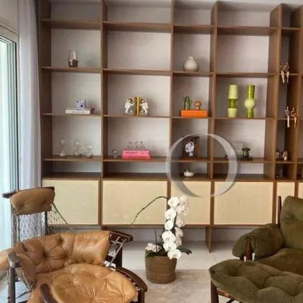 Buy this 3 bed apartment on Avenida Presidente Juscelino Kubitschek 455 in Vila Olímpia, São Paulo - SP