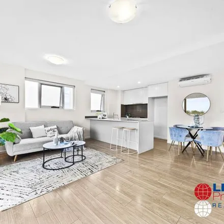 Image 4 - 37 Ninth Avenue, Campsie NSW 2194, Australia - Apartment for rent