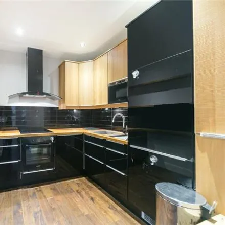 Image 2 - Metro Central Heights, 119 Newington Causeway, London, SE1 6FJ, United Kingdom - Room for rent