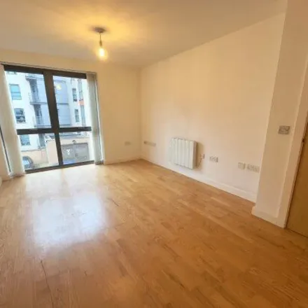 Image 5 - Waterloo Street, Leeds, LS10 1GX, United Kingdom - Apartment for rent