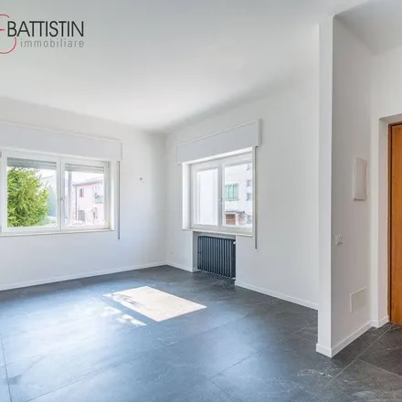 Rent this 3 bed apartment on Contra' Porton del Luzzo 5 in 36100 Vicenza VI, Italy