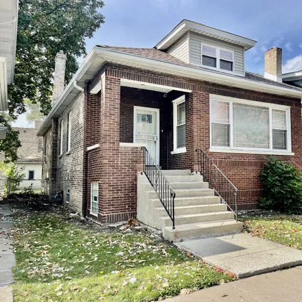 Buy this 4 bed house on 7954 South Yale Avenue in Chicago, IL 60620