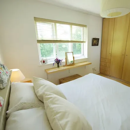 Rent this 3 bed apartment on Falmouth in TR11 5GE, United Kingdom