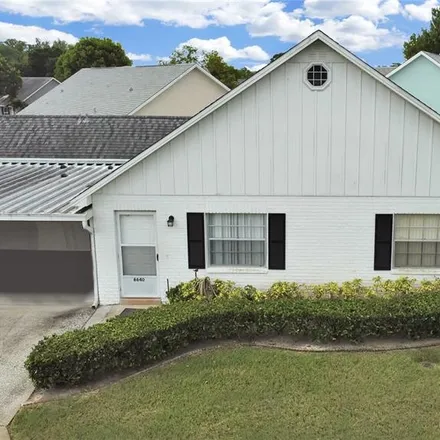 Image 2 - 6640 Dartmoor Lane, New Port Richey, FL 34653, USA - Condo for sale