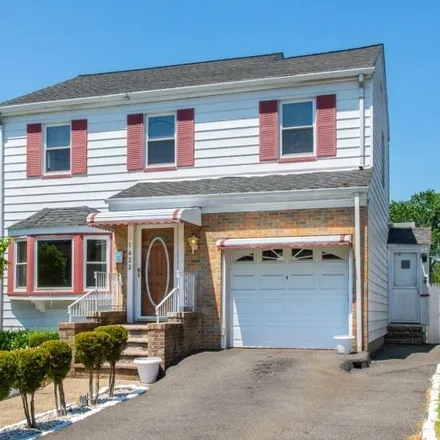 Buy this 3 bed house on 11 Stanley Drive in Hillside Terrace, Robbinsville Township
