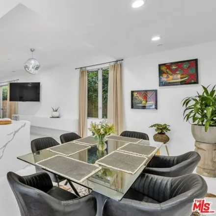 Image 2 - 1225 San Juan Avenue, Los Angeles, CA 90291, USA - House for rent