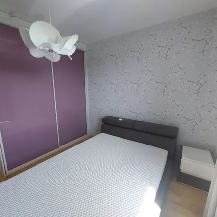 Rent this 3 bed apartment on Walerego Eljasza-Radzikowskiego 67 in 31-315 Krakow, Poland